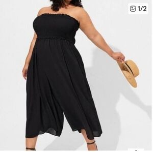 Torrid Black Shear Smocked Tube Top Sleevess Wide Leg Jumpsuit Size 3X